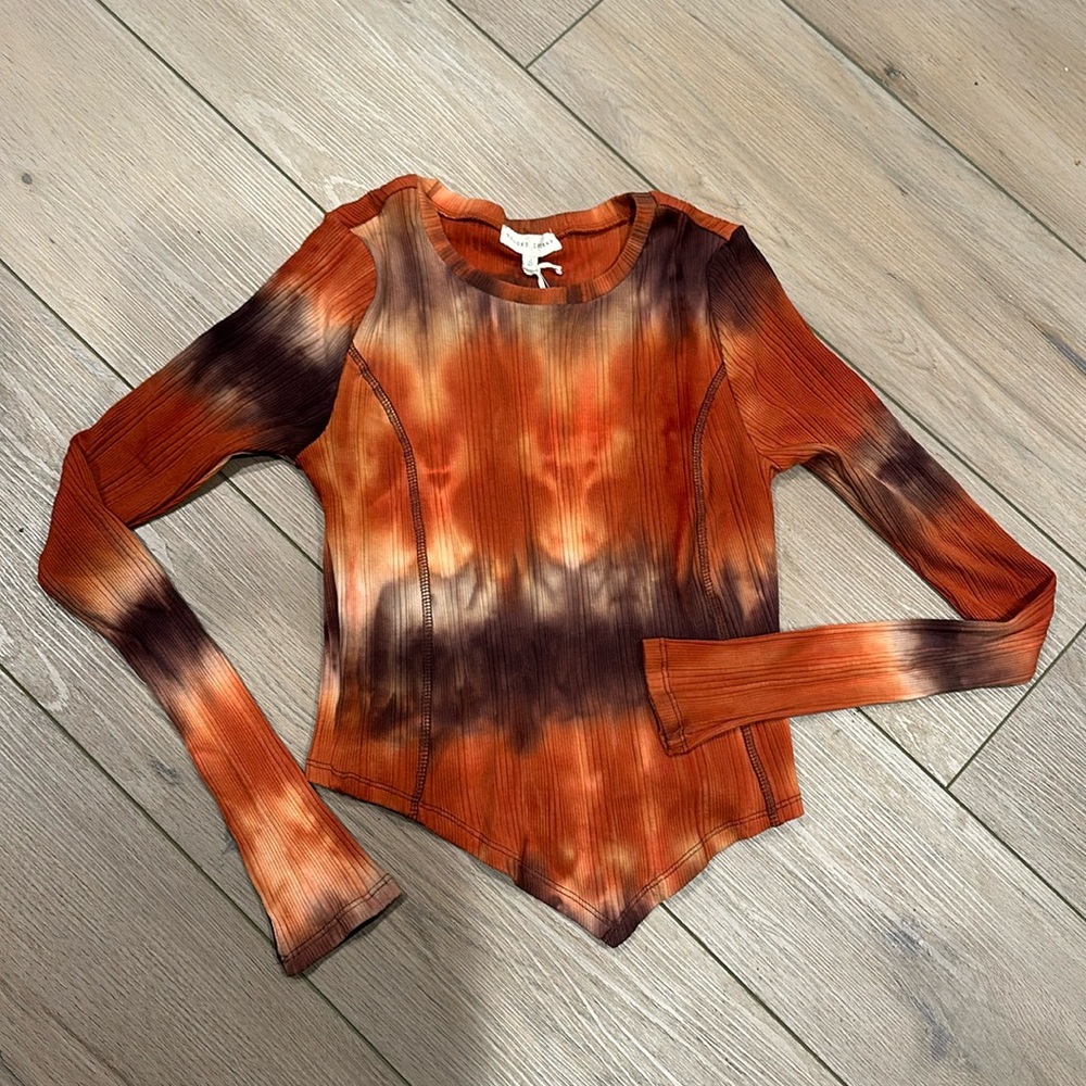 Brand new buckle long sleeve tie die shirt